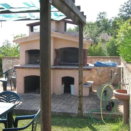 Villa Sleeps 6 Pool Wifi *